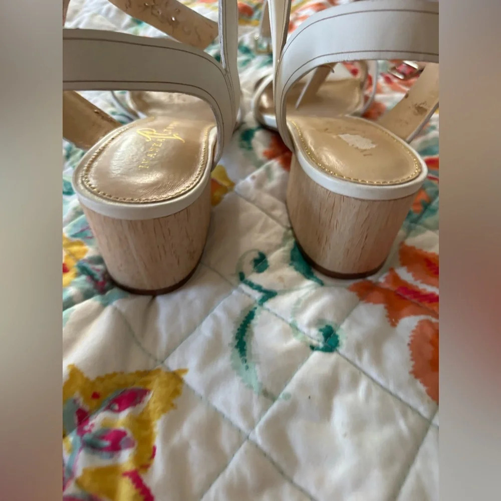 Ivanka Trump strappy heeled sandals. 10 - Picture 9 of 13